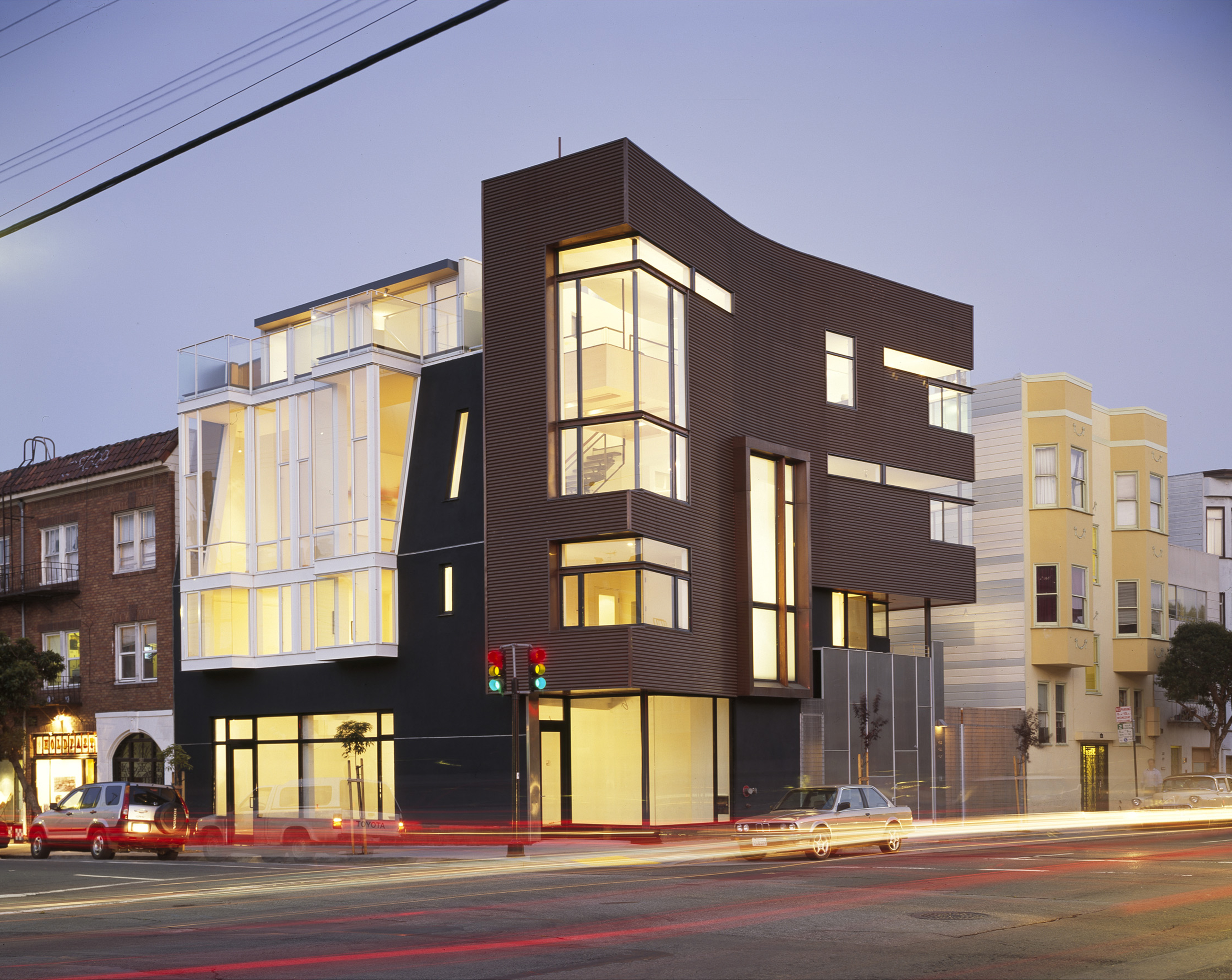 0002_Guerrero_Photo02_upscl