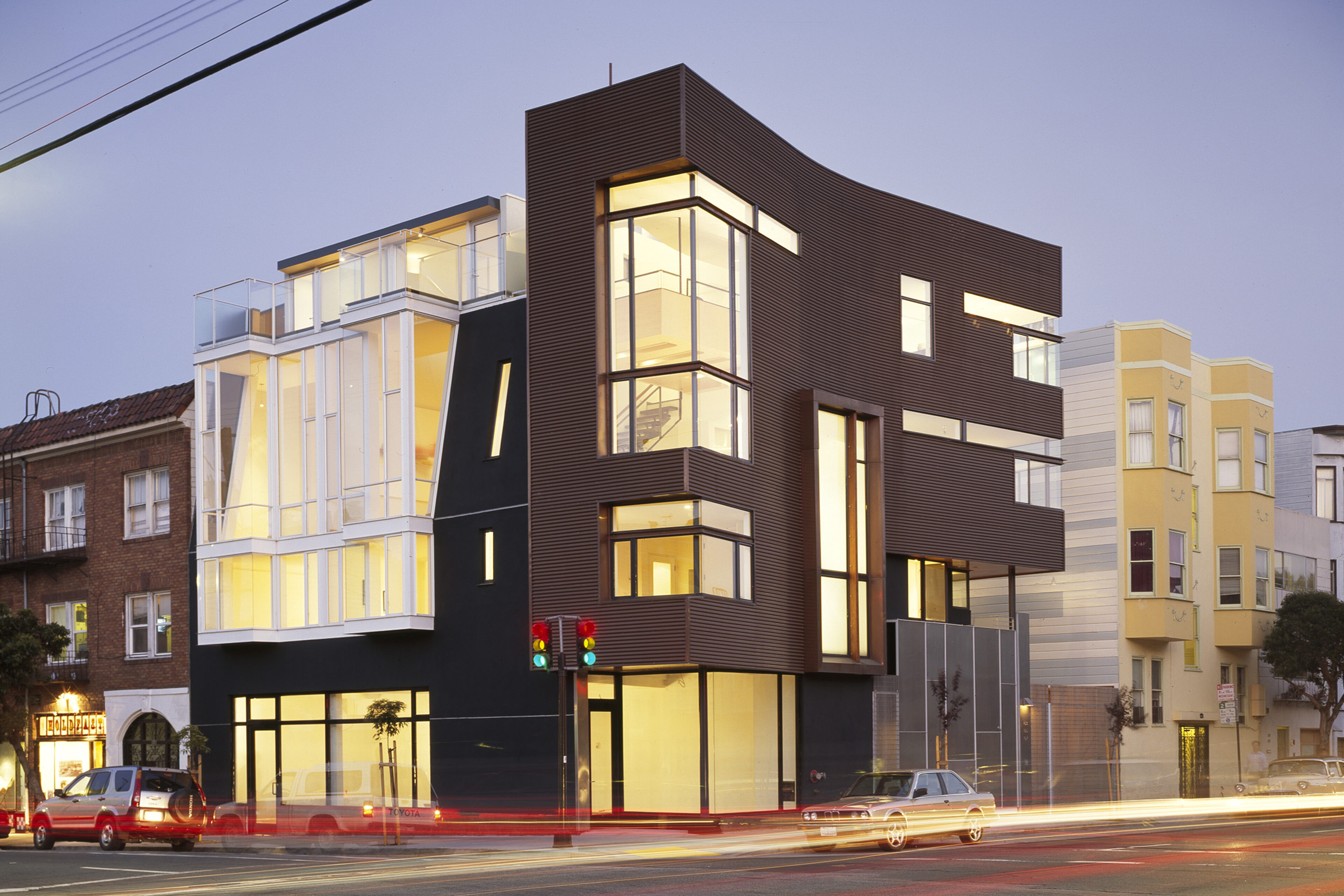 0002_Guerrero_Photo02_upscl-aspect-ratio-3840-2560