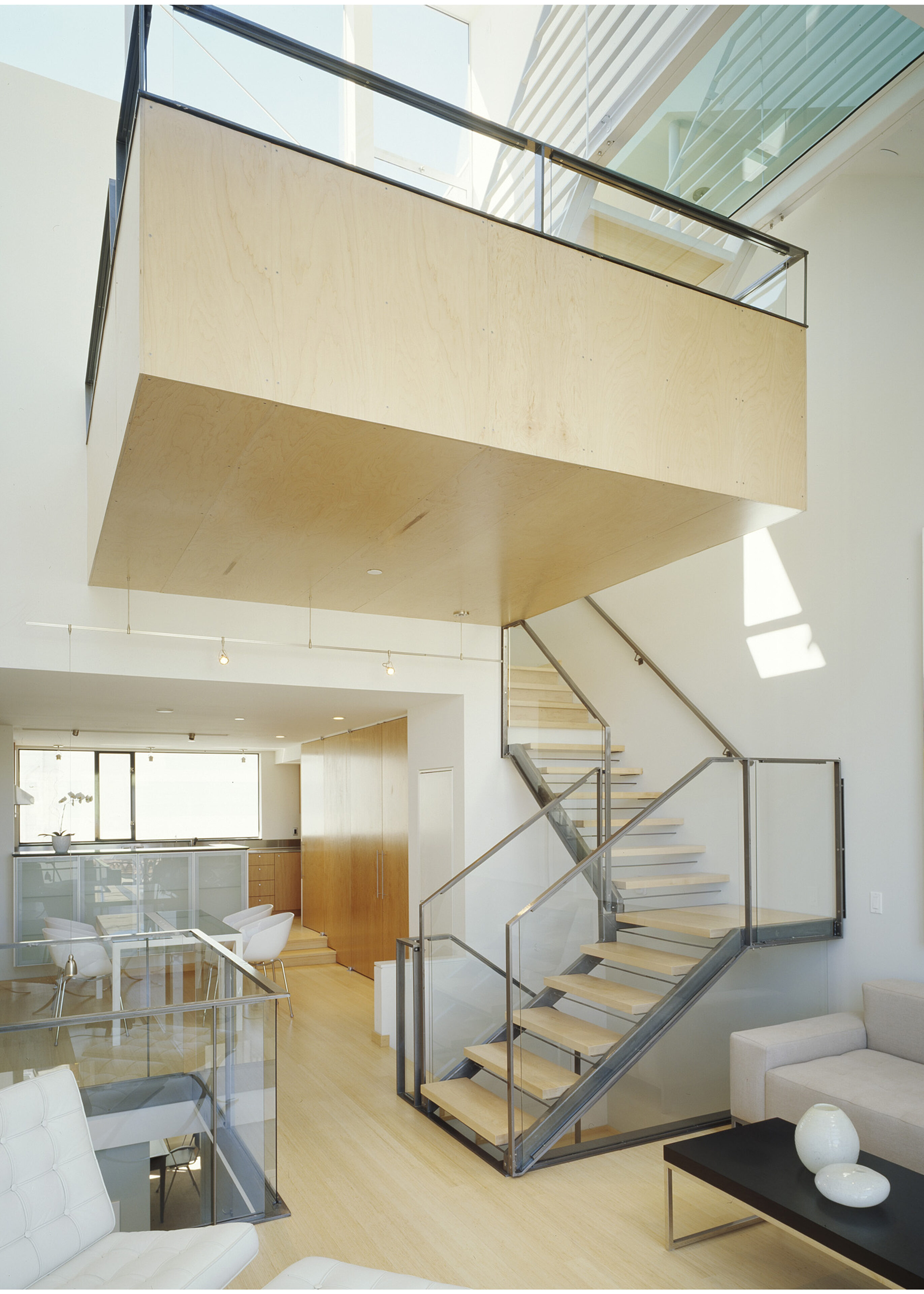 0002_Guerrero_Photo17_upscl-aspect-ratio-1454-2036