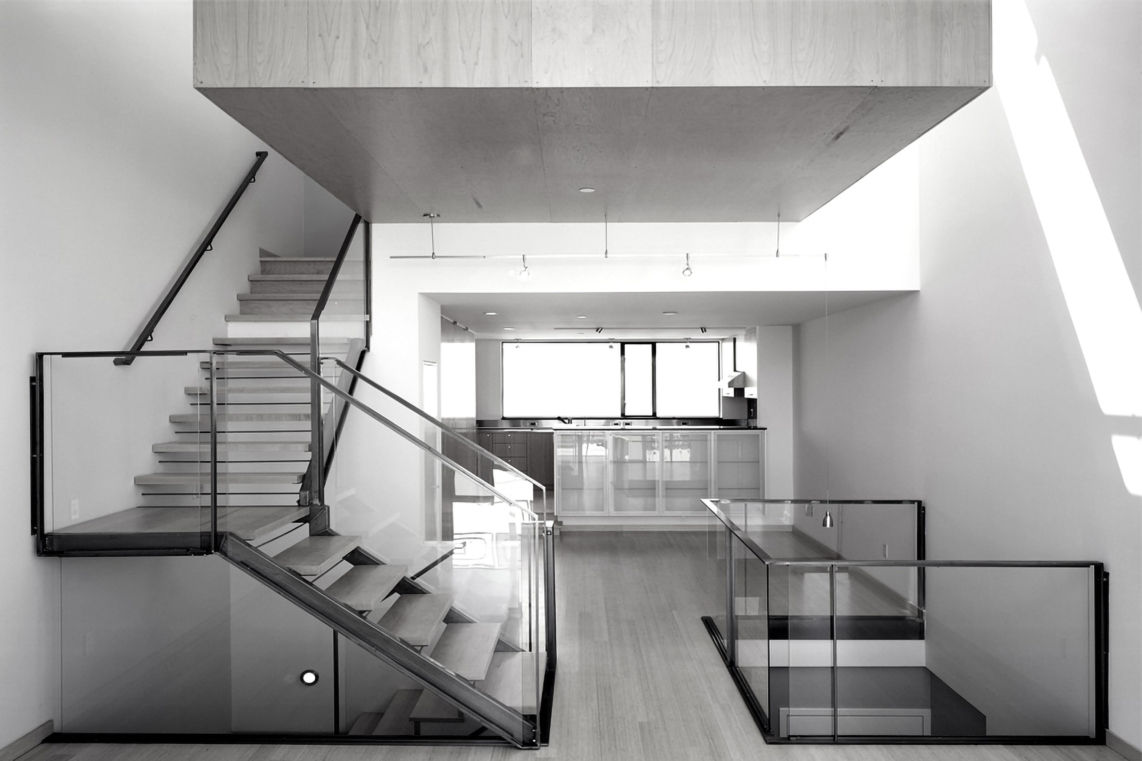 18A_BW_upscl-aspect-ratio-2988-1992